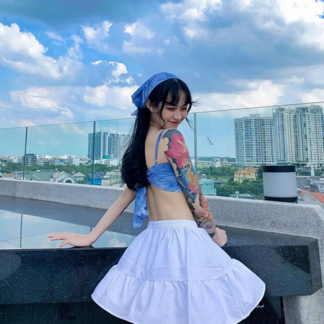飞瀑怒潮